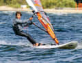 Bislang war Moritz auf Regatten nur mit dem Techno 293 unter wegs und dabei sehr er folgreich. Sowohl der Welt- als auch Europameister titel in der U13-Klasse sprangen 2022 dabei heraus.
