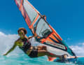 Was steckt hinter der ewig guten Laune der besten Windsurf-Allrounderin der Welt?