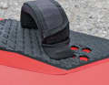 Ergonomically comfortable stance even in the inner loop positions thanks to the wedge-shaped pads.