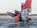 After his trip to the iQFOiL, Søe feels very comfortable on the slalom material.