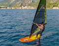 The Tabou Fifty was designed from the outset as a fin-foil hybrid and actually offers the best foil suitability - in a good field.
