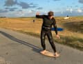 Das Balanceboard ist ideal zum Trainieren von Gleichgewicht und Koordination