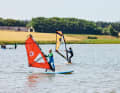 Absolute recommendation: A surfing course at a surf school will help your children more than over-ambitious tennis parents