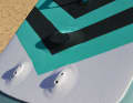 The loop plugs are quite sublime, those who surf strapless sometimes stand on the plugs