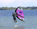 Check the free space upwind, release the back hand and grab the front handle with the original back hand