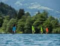 In the mornings there is usually a light northerly wind, ideal for beginners and intermediates