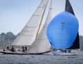 12mRr "Sphinx" is still crossing to the windward barrel, on the 6mR "Hankø" the spinnaker is already in place