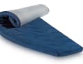Customised topper: Toppers are thin additional cushions that are placed on top of the mattress. The type of foam and firmness can be varied depending on the desired effect. A soft foam or a viscoelastic material improves the lying comfort on standard upholstery that is too hard. Unfavourably split upholstery can also be bridged by a continuous topper