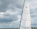 Big halyard: the Seascape is already sailing on a new bow. Your attention remains fully focussed on the rudder. The space wind sail requires no further handling up to this point and remains furled for the time being