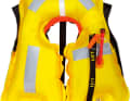The buoyancy compensator is connected to the harness at three points by straps: The bladder is in a loop at the back of the neck. The two fasteners at the bottom on each side are torn out