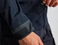 Adjustable, PU-coated cuffs