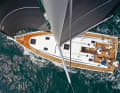 Maximum width to the stern and generous volume at the front: creating plenty of living space also helps the sailing characteristics