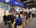 Gespannte Zuhörerschaft bei den Vorträgen auf unserem Stand bei der letztjährigen boot.
