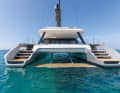 Retractable living space: the hydraulic bathing platform enlarges the aft cockpit and serves as a tender lift and car park