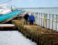 Zero hour after the storm: the damaged items are still lying on top when the jetty is measured for renovation