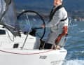 Advantage of the walkaround cockpit. The winches can be operated very efficiently from a lateral position