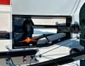 Clever gemacht. Der Elektroantrieb kann über ein Scharnier eingeklappt werden