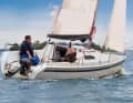 Heeger Meer in Herrlichkeit: Die friesischen Gewässer sind der ideale Spielplatz für die Sailart 20. Allerdings verfügt sie auch über genügend Stabilitätsreserven für größere Gewässer wie IJsselmeer oder Ostsee