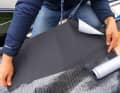 Long numbered cloth strips in the leech of the overlapping genoa protect against chafe marks on upwind courses and when tacking. Here too, apply markings to the set sail and use these to position the patches in the headsail