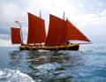 The "Corsør" from Korsør under full sail on the Great Belt. Up to 24 armed men used to cavort on the small ship. Today, the crew consists mainly of peaceful schoolchildren and pensioners