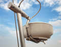 Antenna radar sospesa semi-cardanicamente al paterazzo