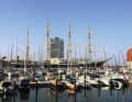 Passat harbour: 10 fixed guest berths up to 16 m long and 5 m wide; water depth: 6 m. Registration under 04 51/12 28 76 10. Special features: The passenger ferry and car ferry between Priwall and Travemünde must be given right of way.