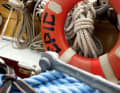 The nautical equipment of the longboat is complete and is used to teach the craft.