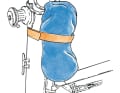 Chute assurée dans le sac.