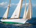 The "Bounty" is around 20 metres long and was designed by the American Lewis Francis Herreshoff.