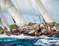 Che si tratti dell'equipaggio di una nave tradizionale, ...