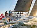 Playground for the large crew: around ten people sail the boat in race mode. For cruising, the dikes are extended with modules.