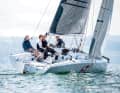 Das Konzept und die Konstruktion der Quant GT 33 stehen für ein hohes Leistungsvermögen und viel Sportlichkeit. Optisch markant ist der stark negative Decksprung.