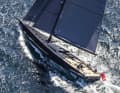 More than planned: Eight per cent more sails compensate for the additional weight of the hybrid system. Farr also increased the ballast by 15 per cent.