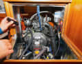 Even laymen should be able to change the oil filter or replace the impeller of the water pump. Let us show you!