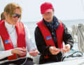 Knot tying is an important part of even the youngest training programme. Other knots are added later as part of the recreational boating licence. At the beginning, you should take every opportunity to practise them.