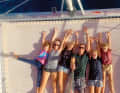 Auf ihrem Kanal „Sailingwithsix“ gibt die sechsköpfige Familie Fothergrill Einblick in ihren Bordalltag.