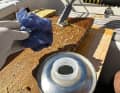 Moisten the adhesive residue with solvent. This works well with a cloth. Ideally, work in the fresh air. Ensure ventilation in the engine compartment.