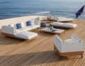 Floating meta-level: The "Baia" upholstery series is a design by French designer Christophe Pillet for Ethimo.