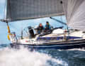 Coppia in regata a due mani. Per molti, l'esperienza di navigazione perfetta per due.