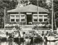 Il WSC inaugura la sua prima sede sul Mittelmole nel 1926. La gioia è di breve durata: dopo la guerra, l'edificio passa alla polizia marittima e successivamente all'associazione sportiva statale.