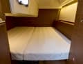 Beneteau Oceanis 37.1: Beim Ausbau als Zweikabiner wird die Koje achtern bis zum Kingsize-Format vergrößert.