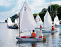 A different kind of school trip: at the HYS, entire school classes learn to sail together for a week.