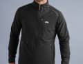 Das OS Performance Jacket von Gill soll Segler an kalten Tagen warm halten.