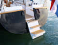 Optimisable : la plateforme de bain rabattable sur le bateau de test est petite et difficile à manœuvrer.