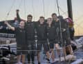 Team Malizia jubelt nach dem Zieldurchgang von Etappe eins in Mindelo über Platz drei zum Auftakt im Ocean Race