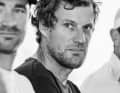 Paul Meilhat bei einer Pressekonferenz im Ocean Race.