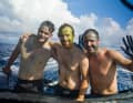 Team Guyots Äquator-Täuflinge (v. r.): Skipper Robert Stanjek, An-Bord-Reporter Charles Drapeau und Phillip Kasüske