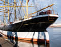 Hamburg at the stern: The perfectly restored "Peking" after returning to her hometown.