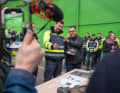 Die neue Polarstern Vertragsunterzeichnung in Wismar. Cem Özdemir, Bundesforschungsminister mit Azubis.