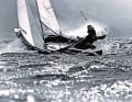 Il trapezio per due persone è decollato negli anni Sessanta. "L'enorme potenziale di velocità era eccitante come lo è oggi il foiling", afferma il due volte medaglia olimpica Ulli Libor. Le conquiste dell'FD hanno contribuito a plasmare anche altre classi (ad esempio le finestre nel genoa, la scotta a Y, la costruzione in carbonio e kevlar, il trapezio continuo).